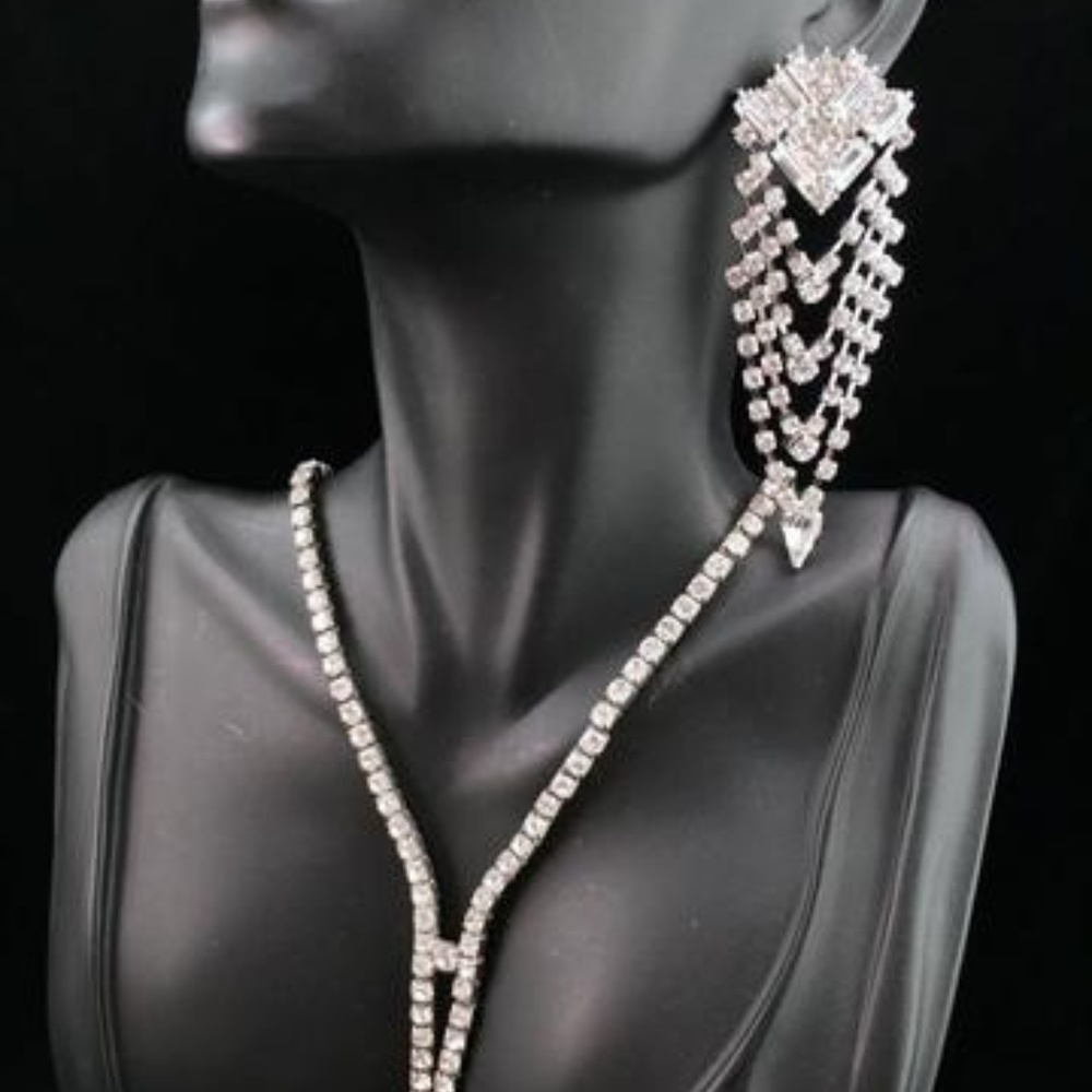 Dramatic Rhinestone Necklace & Earring Set - Picture 1 of 5